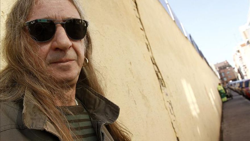 Rosendo asegura que la crisis "tiene paralizado el espíritu revolucionario de la gente"