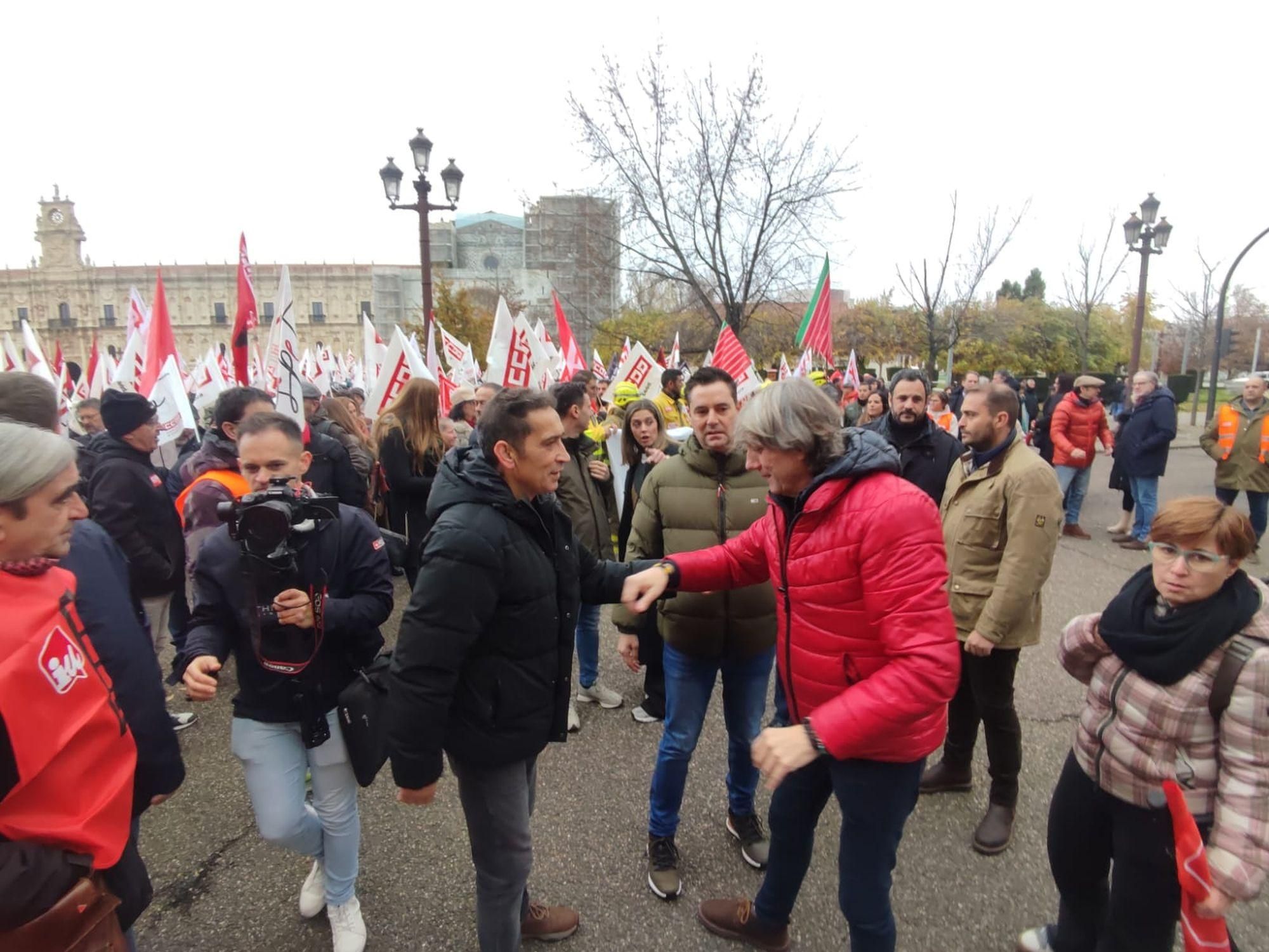 Manifestación en León contra las políticas de incendios forestales de la Junta