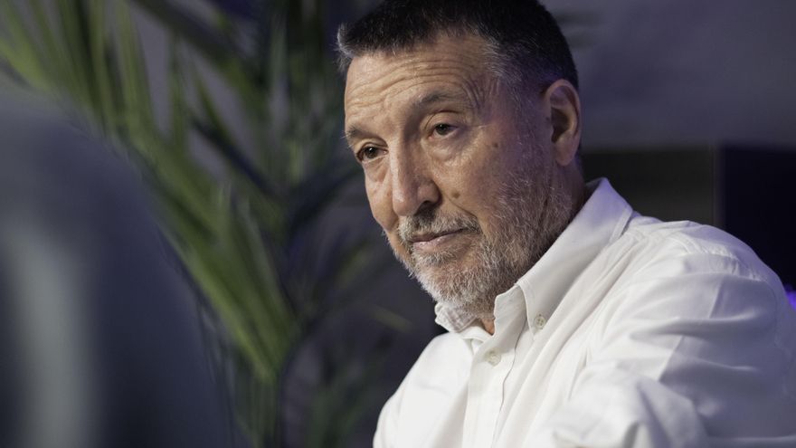 Andrés Zamorano: "La medida estrella contra el tabaco es el precio, hemos solicitado subirlo a 20 euros la cajetilla"