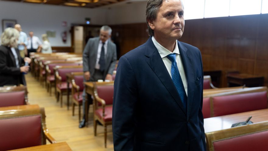 Chivite cede ante sus socios y fulmina al responsable de Obras Públicas en Navarra en plena crisis por el 'caso Cerdán'