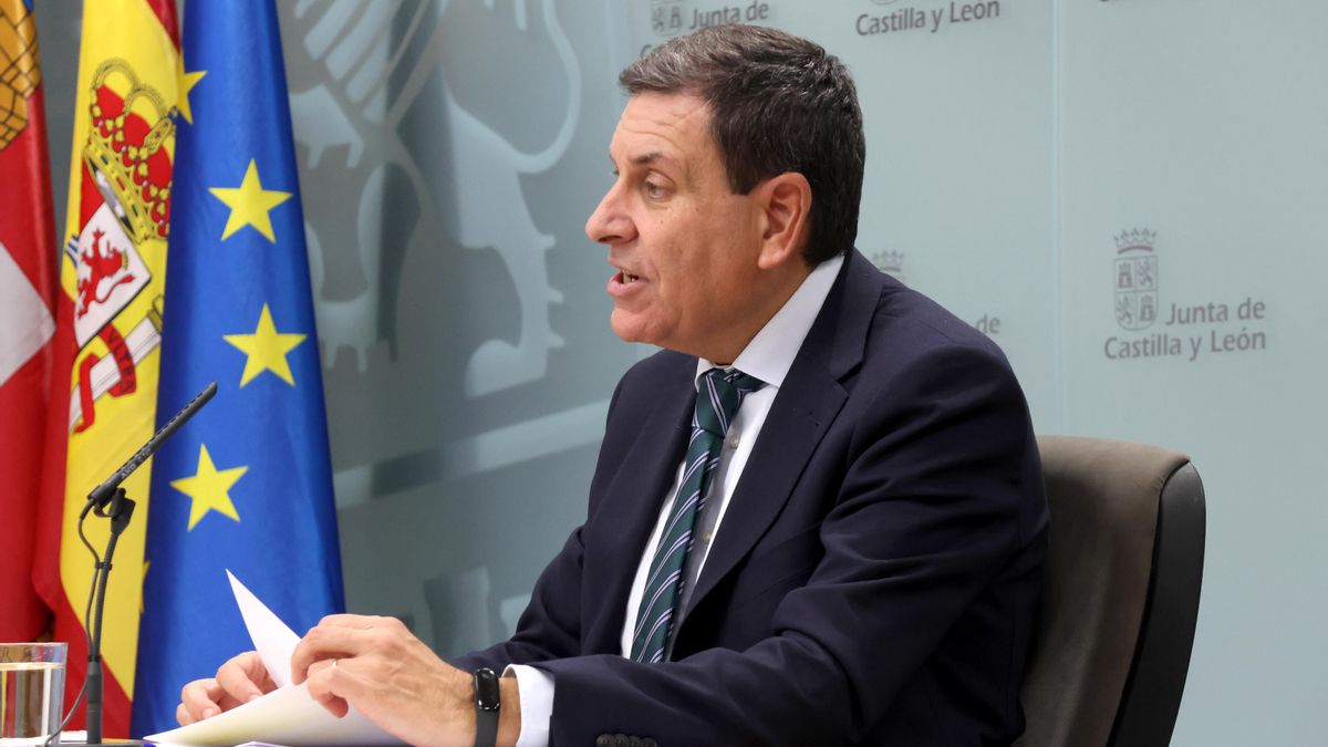 La Junta de Castilla y León dispuesta a negociar los presupuestos con Vox "en la fecha que quiera"