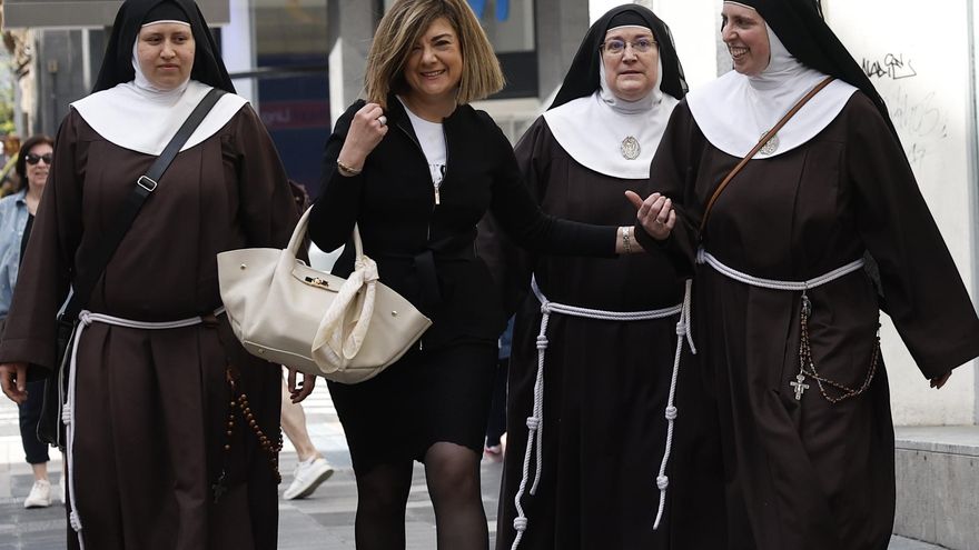 El juzgado investiga el uso de los coches del monasterio por las exmonjas de Belorado