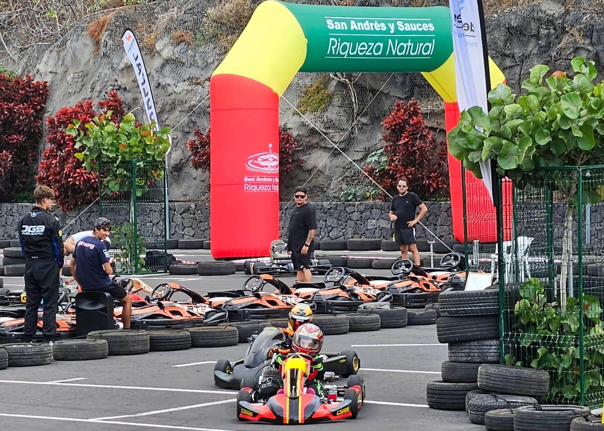 San Andrés y Sauces se estrena “con éxito rotundo” en el programa de la Escuela de Karting La Palma.