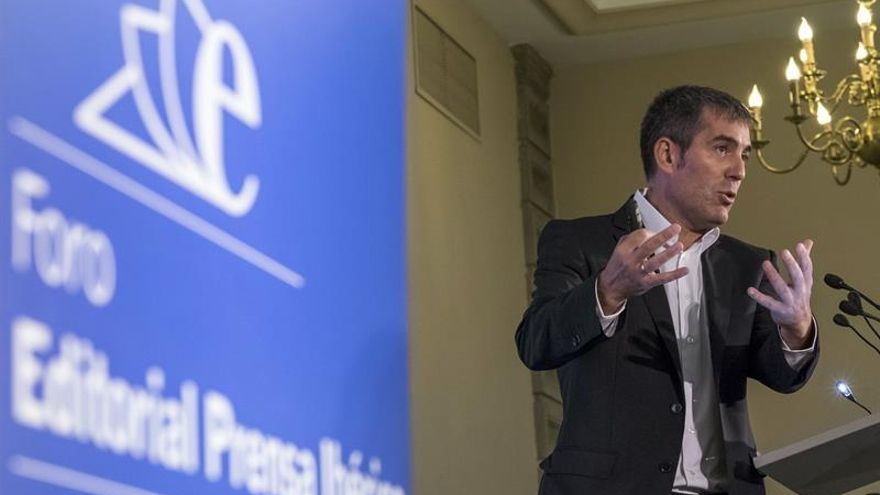El presidente del Gobierno de Canarias, Fernando Clavijo, analizó hoy la situación política en un foro informativo.