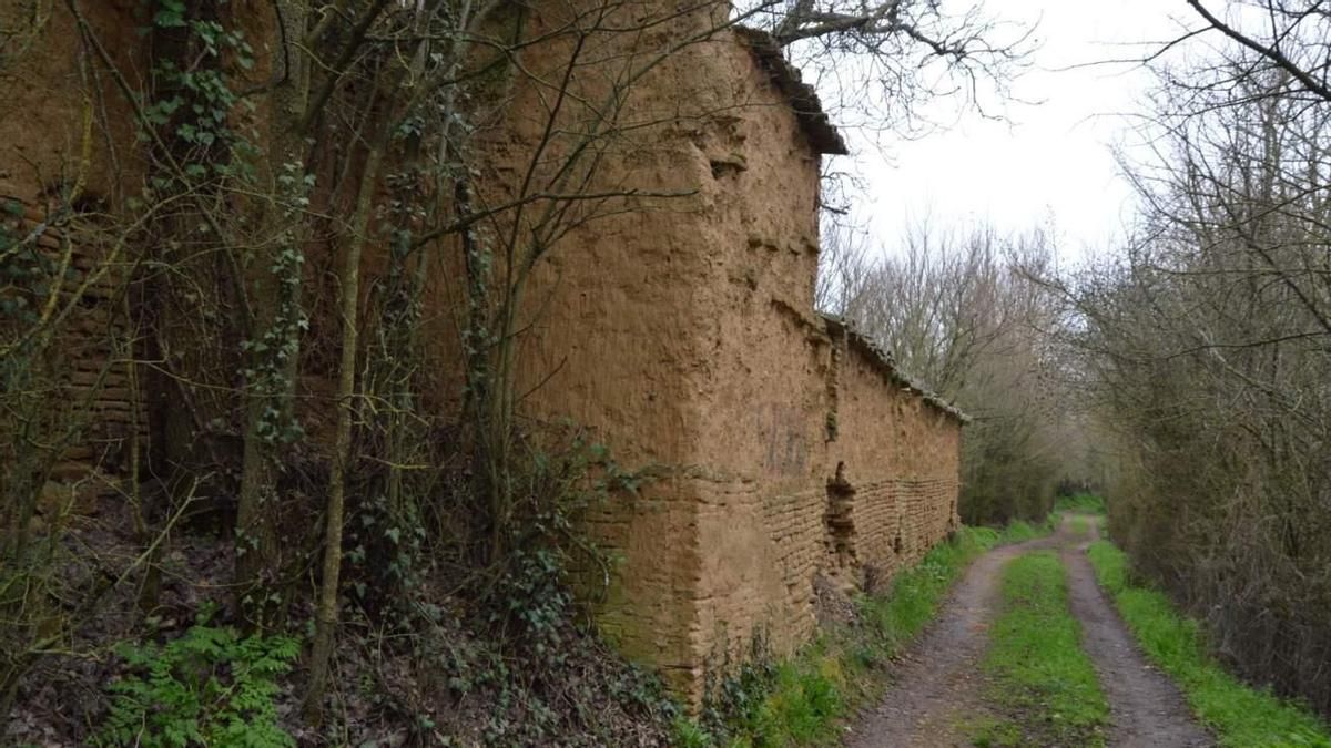 Sahagún rescata su herencia hortelana a través de una nueva ruta de senderismo pensada para recorrer en familia