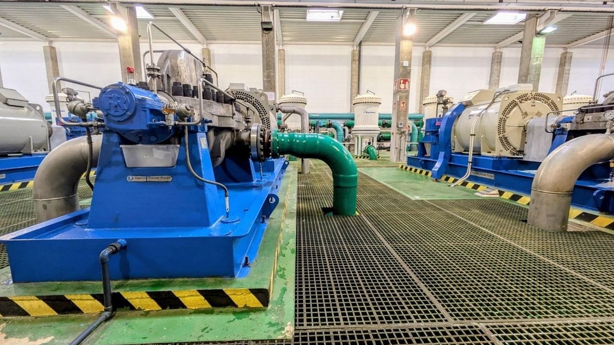 Instalaciones de una de las desaladoras de Balears.