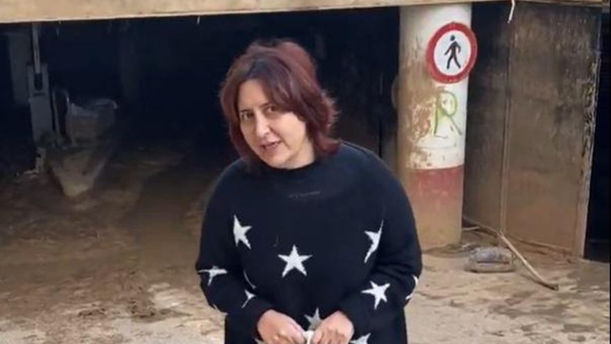 Una exconsellera del Botànic afectada por la DANA denuncia que 36 días después "los garajes siguen llenos de lodo"