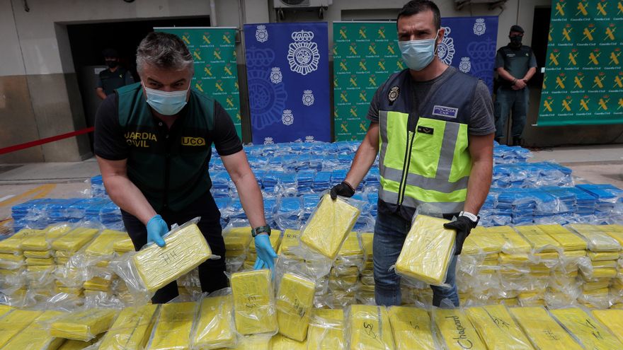 Un chat desencriptado por Europol no basta: por qué la Justicia ha decidido absolver a 14 acusados de narcotráfico