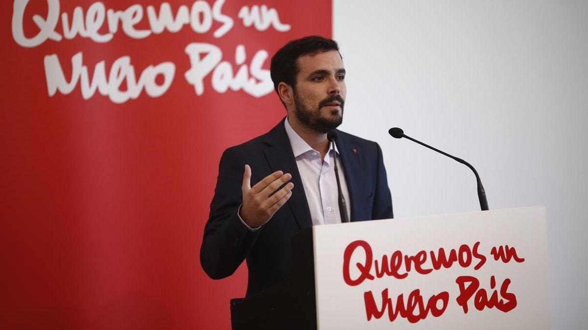 Alberto Garzón no hará campaña en Cataluña y Galicia, únicos sitios donde IU se presenta junto a Podemos