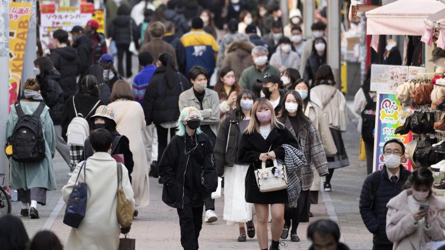 Japón levantará su veto migratorio a 106 países pero descarta todavía turismo