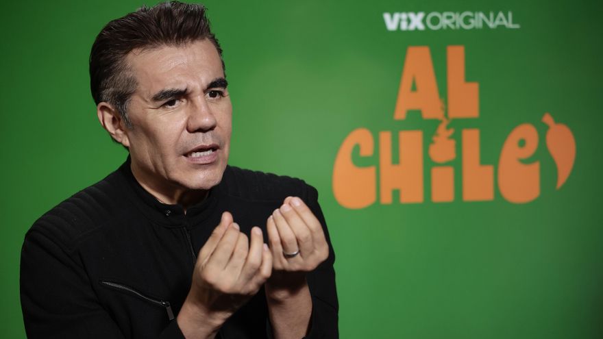 El actor Adrián Uribe va ‘Al Chile’ en su nueva serie documental sobre el picante mexicano