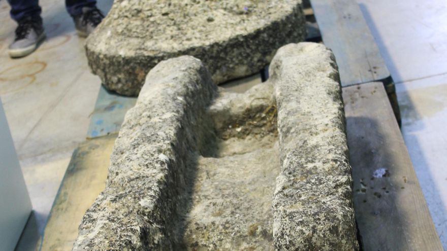 Piezas de una almazara local.