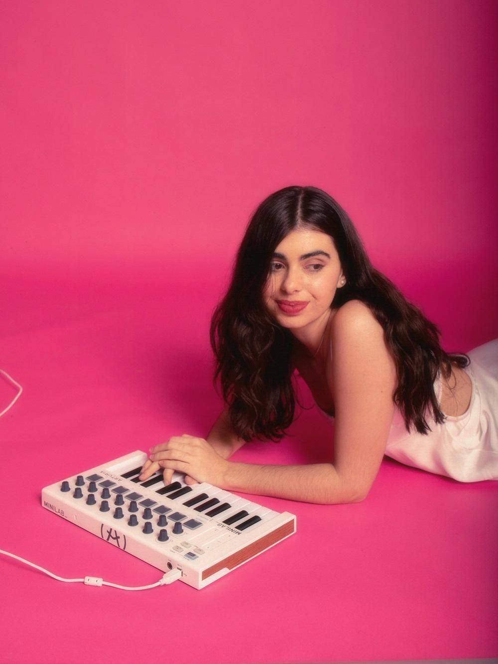 La solista grancanaria Paula Espinosa actuará junto a su banda.