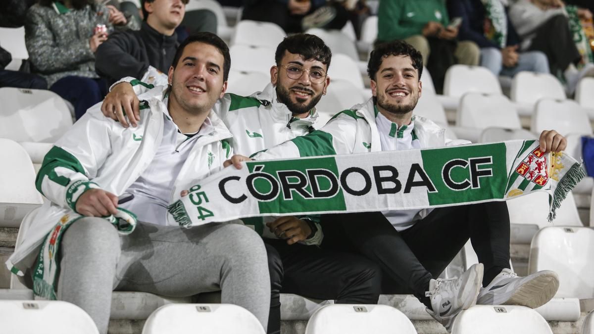 Grada Blanquiverde del Córdoba CF - FC Andorra
