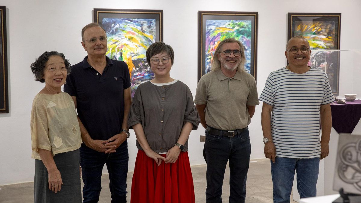 Presentació de l’exposició “Vicent Calbet i cinc artistes japonesos”