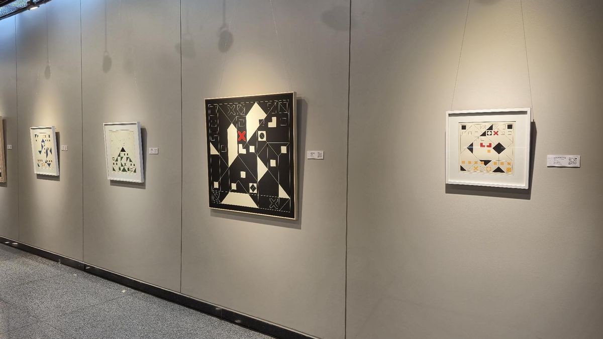 Dalke juega con la geometría