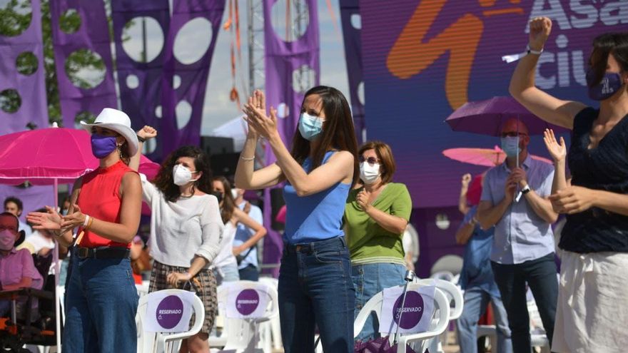 La nueva secretario general de Podemos, Ione Belarra, durante el cierre de la IV Asamblea de Podemos.