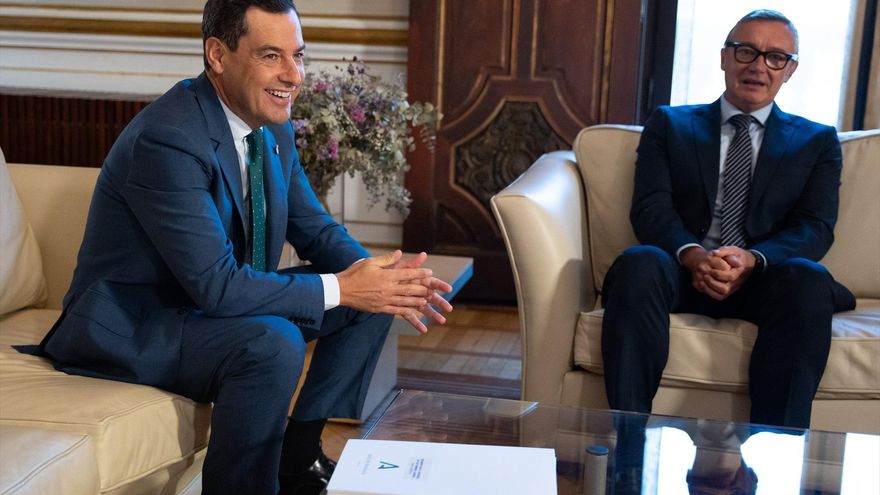 El PP andaluz agita el fantasma del pacto extremeño con Vox avalado por Génova para alimentar sus opciones de mayoría