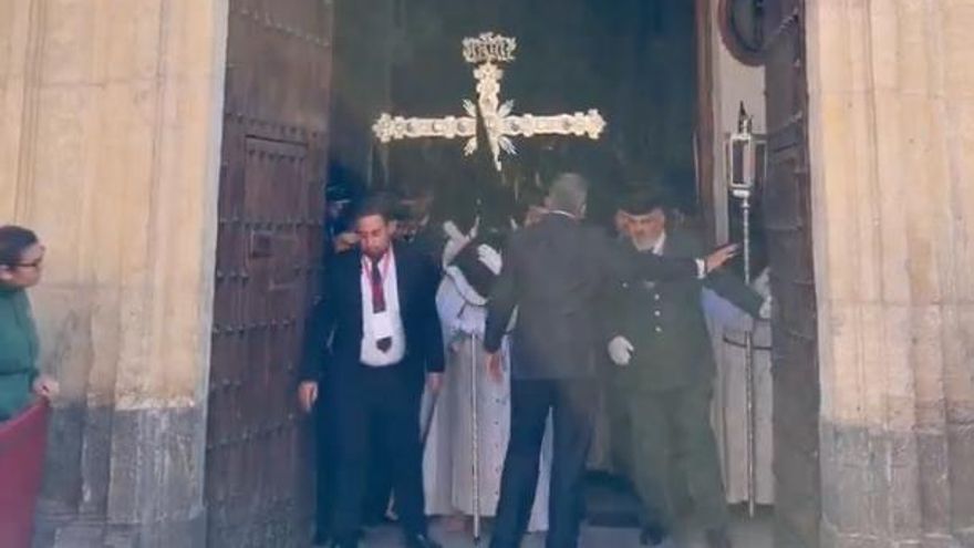 Cruz de guía de la Esperanza.