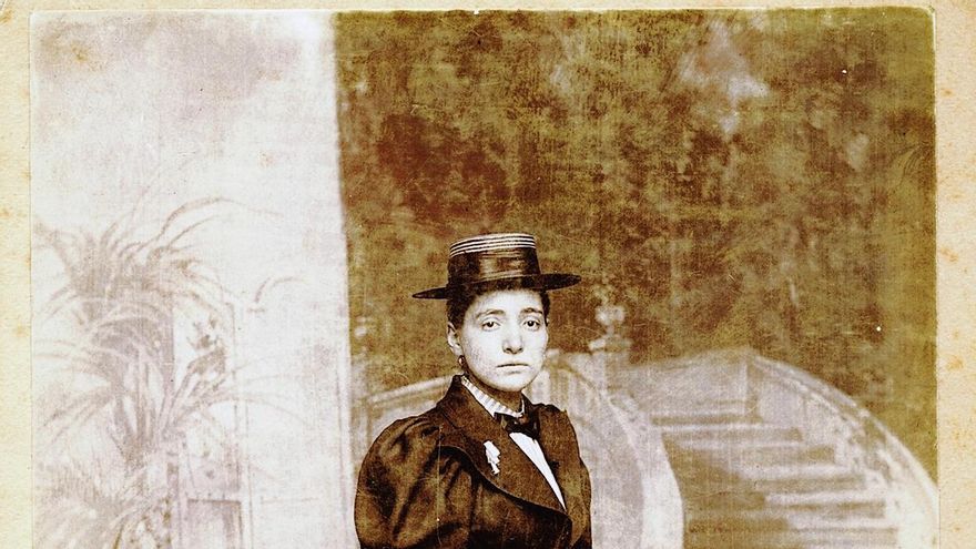 La increíble historia de Annie Londonderry, la primera mujer que dio la vuelta al mundo en bicicleta