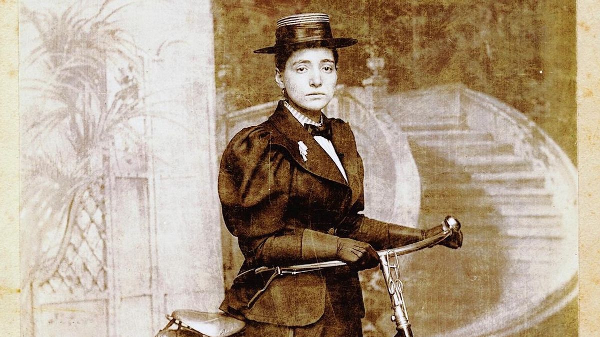 La increíble historia de Annie Londonderry, la primera mujer que dio la vuelta al mundo en bicicleta