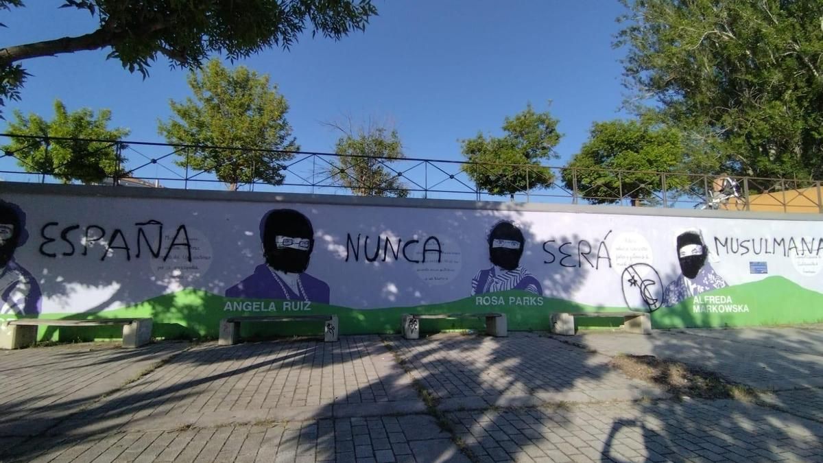 El mural feminista estropeado en León