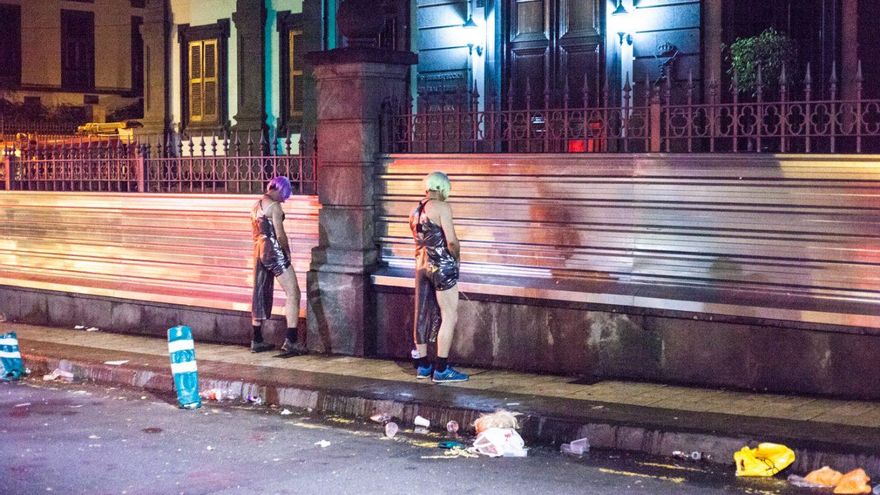 GALERÍA: exposición 'La cara b del Carnaval'