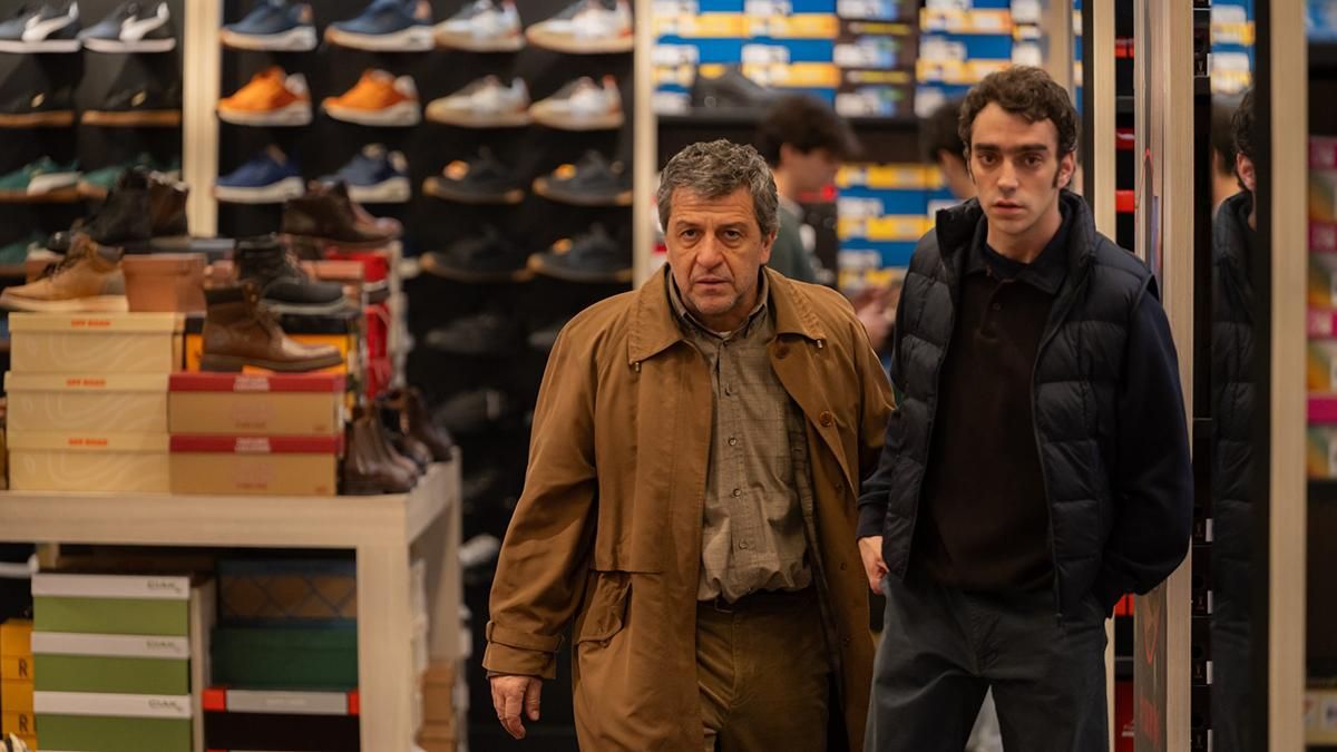 David Lorente y Nacho Sánchez, en una escena de 'El Centro' T2