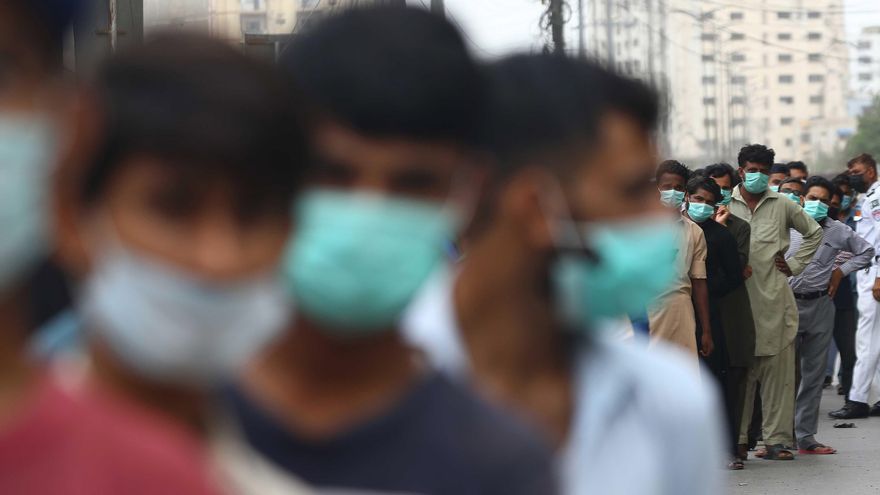 Pakistán exigirá el certificado de vacunación para volar y dar clases EFE/EPA/SHAHZAIB AKBER/Archivo