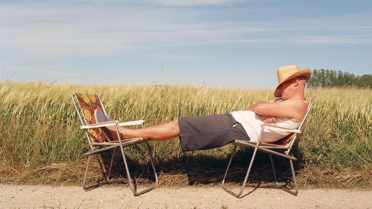 Más calor y más ganas de siesta, ¿cómo dormirla sin que dinamite nuestro sueño nocturno?