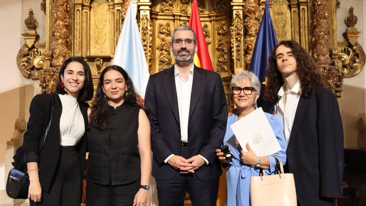 Distintivo al Mérito al Servicio Público en el Territorio para Francisco Jiménez, ex delegado del Gobierno en la Región de Murcia