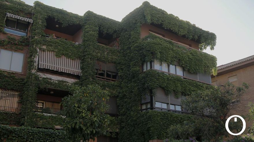 Edificio de la calle Teruel con cubierta vegetal