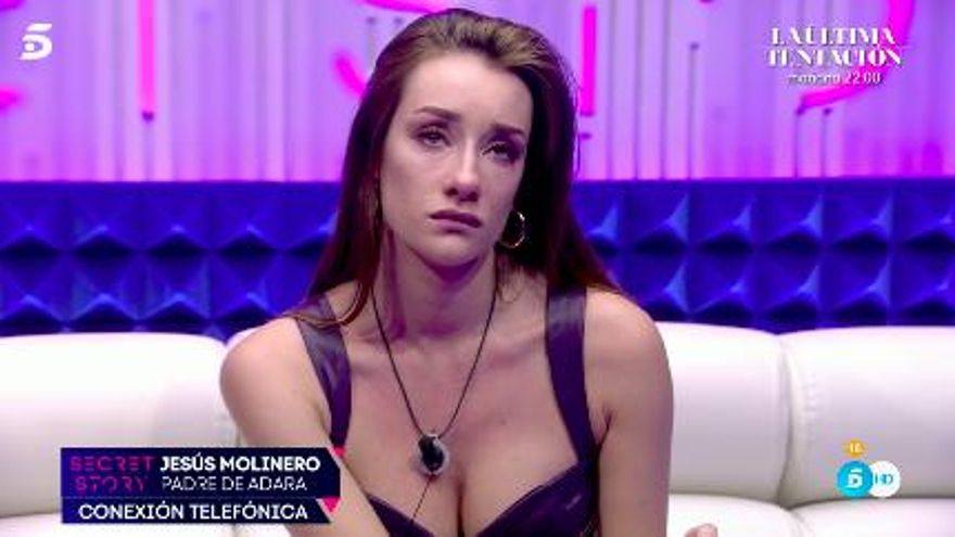 'Secret Story' enloqueció a Adara con su padre y dos ex, y dejó la expulsión entre dos hombres