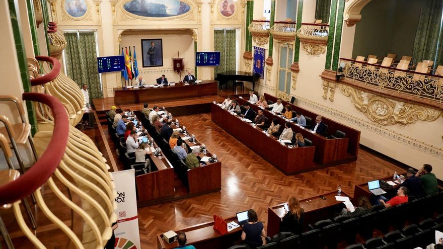 La Diputación de Badajoz concluye que el contrato de David Sánchez fue transparente, en un informe que el PP no acepta