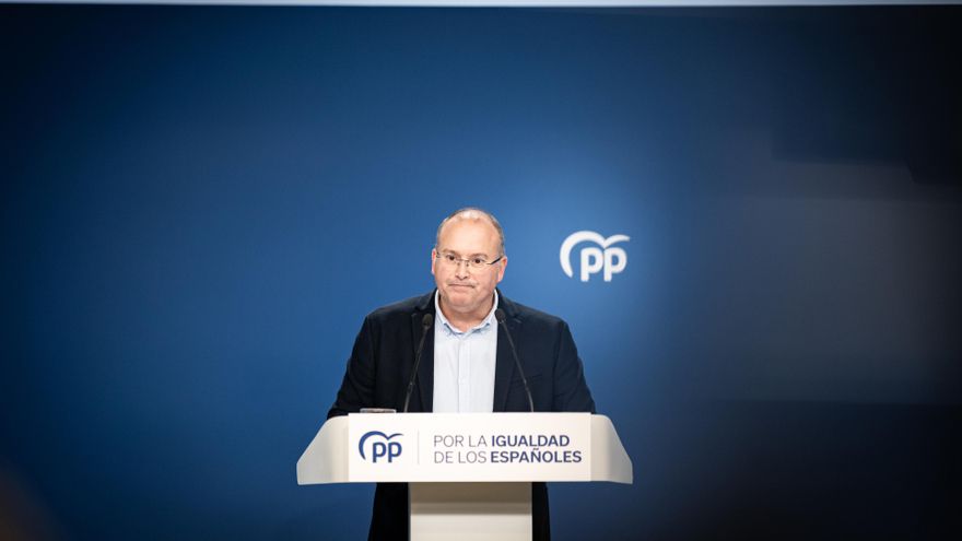 El vicesecretario nacional de Coordinación del PP, Miguel Tellado, durante una rueda de prensa posterior al Comité de Dirección del PP, a 13 de noviembre de 2023, en Madrid (España). Durante la comparecencia, Tellado, ha dicho que ‘’desde el Partido Popul