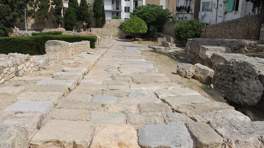 Restos del pavimento en el Foro Rmano de Tarragona.