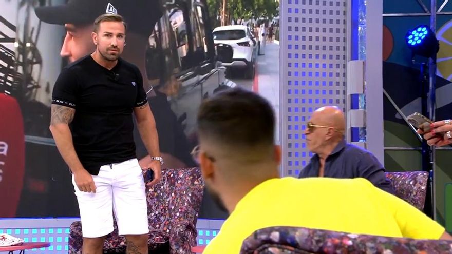 Encontronazo entre Rafa Mora y Miguel Frigenti en 'Sálvame': "En este tema me pareces un pelele"
