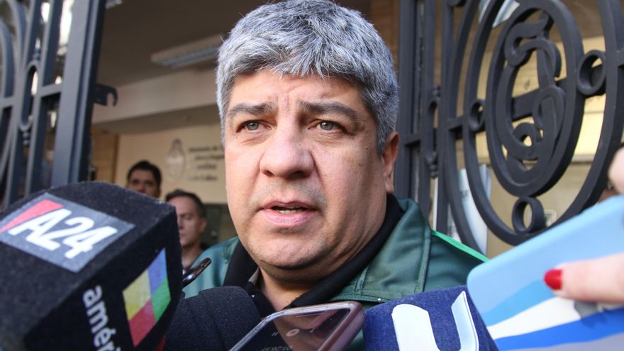 Camioneros y las cámaras retoman la paritaria con un pedido de aumento del 131%