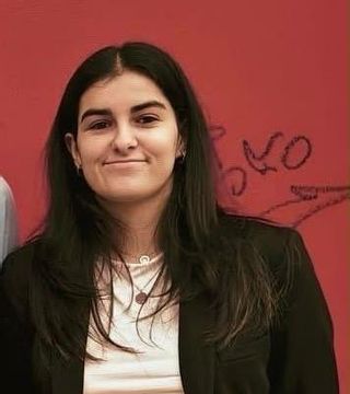 Ana Osle cambió de Ingeniería Industrial al grado de Estudios Ingleses