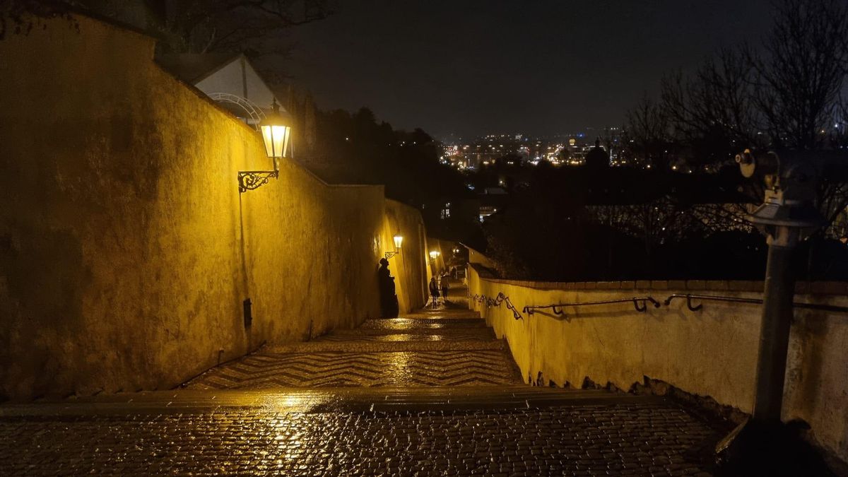 Antiguas escaleras del castillo.
