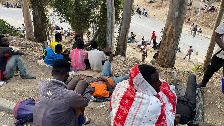 Sin sitio en el CETI de Ceuta y menores en descampados: "Exigimos que se movilicen recursos"