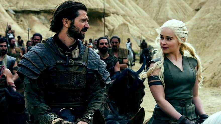 Emilia Clarke en una escena de la sexta temporada de Juego de Tronos.jpg