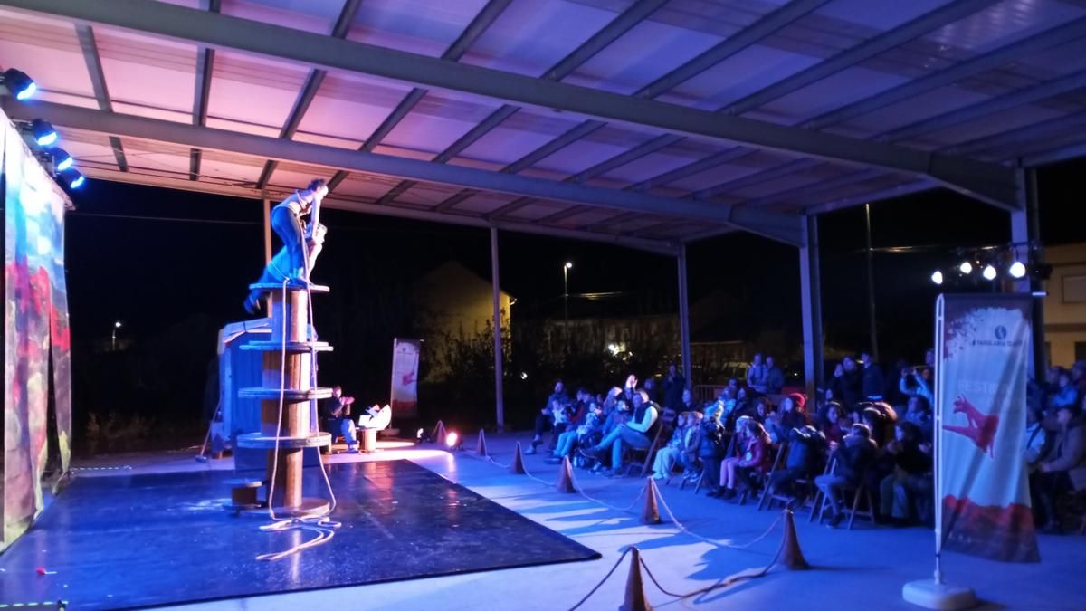 Uno de los espectáculos del Festival de Otoño en Las Médulas.