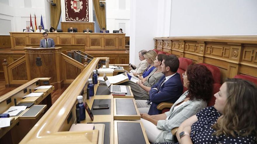 Un momento de la intervención del consejero en el Pleno