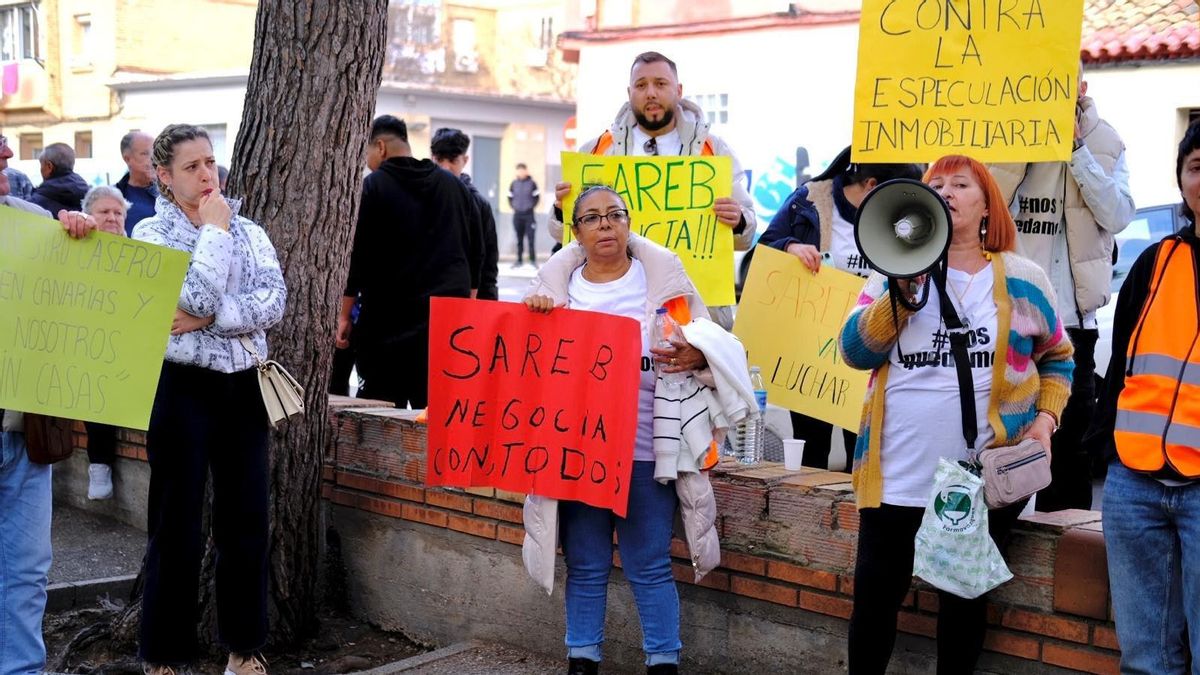 Vuelven a retrasar el desahucio de cuatro familias en el barrio Oliver de Zaragoza pero advierten: "Es un respiro temporal"