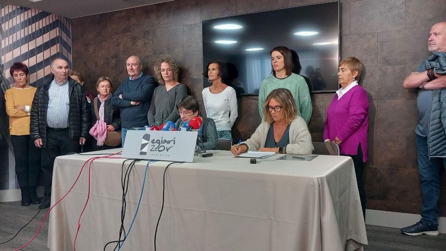 Víctimas del GAL exigen al Gobierno que asuma su responsabilidad y el daño de los crímenes del terrorismo de Estado