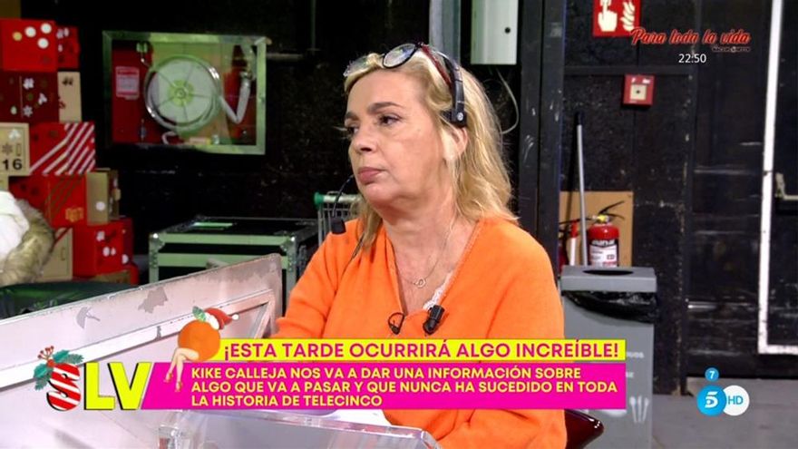 Carmen Borrego, en la silla de dirección de 'Sálvame'