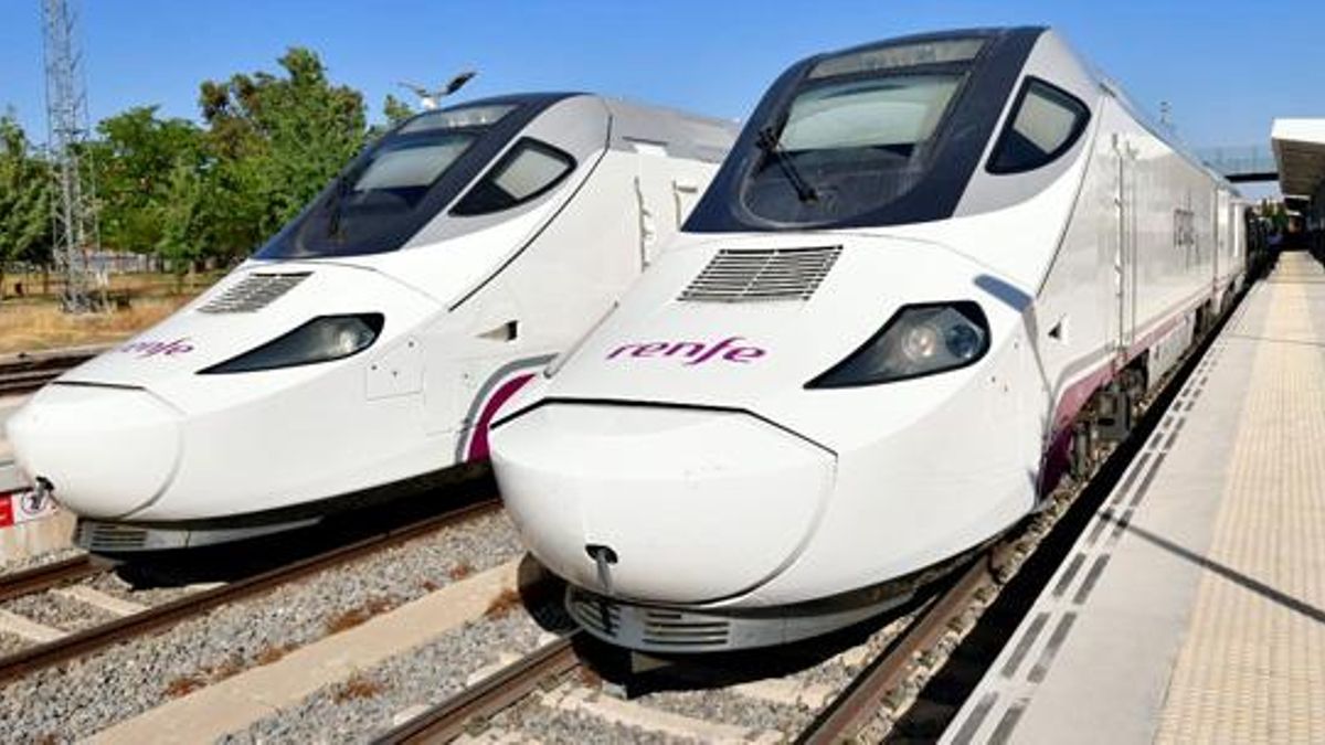 Trenes S-730 que realizan los servicios Alvia en Extremadura