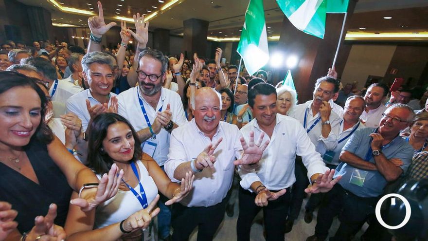 El PP consigue en Córdoba una histórica victoria e iguala los resultados del PSOE en 1982