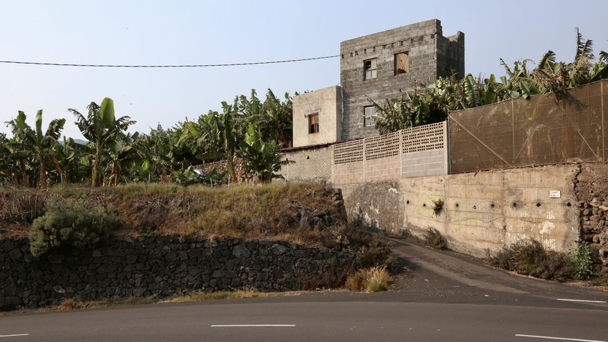 Lluvia de críticas a la ocurrencia de Coalición Canaria de construir vivienda en suelo rústico: "Es una burrada"